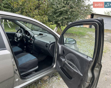 Серый Шевроле Авео, объемом двигателя 1.5 л и пробегом 225 тыс. км за 2850 $, фото 16 на Automoto.ua