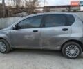 Серый Шевроле Авео, объемом двигателя 1.5 л и пробегом 305 тыс. км за 1750 $, фото 3 на Automoto.ua