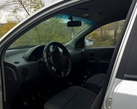 Сірий Шевроле Авео, об'ємом двигуна 1.5 л та пробігом 236 тис. км за 3200 $, фото 9 на Automoto.ua