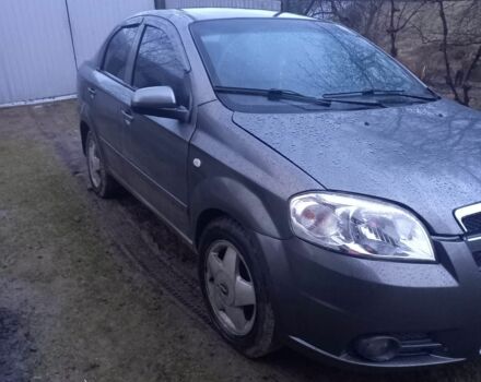 Серый Шевроле Авео, объемом двигателя 1 л и пробегом 135 тыс. км за 3051 $, фото 1 на Automoto.ua