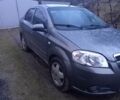 Серый Шевроле Авео, объемом двигателя 1 л и пробегом 135 тыс. км за 3051 $, фото 1 на Automoto.ua