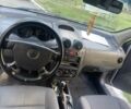 Сірий Шевроле Авео, об'ємом двигуна 1.5 л та пробігом 30 тис. км за 2000 $, фото 4 на Automoto.ua