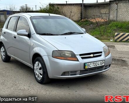 Серый Шевроле Авео, объемом двигателя 15 л и пробегом 200 тыс. км за 1700 $, фото 6 на Automoto.ua