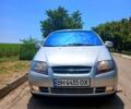 Серый Шевроле Авео, объемом двигателя 1.5 л и пробегом 220 тыс. км за 3400 $, фото 1 на Automoto.ua