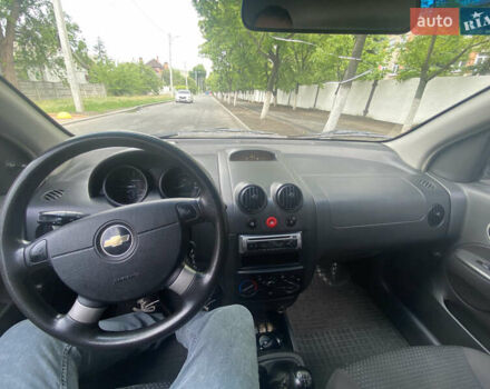 Серый Шевроле Авео, объемом двигателя 1.5 л и пробегом 137 тыс. км за 4200 $, фото 2 на Automoto.ua