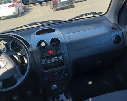 Сірий Шевроле Авео, об'ємом двигуна 1.2 л та пробігом 189 тис. км за 900 $, фото 1 на Automoto.ua