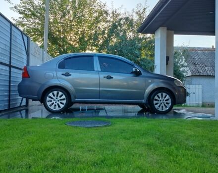 Сірий Шевроле Авео, об'ємом двигуна 1.5 л та пробігом 229 тис. км за 3500 $, фото 1 на Automoto.ua