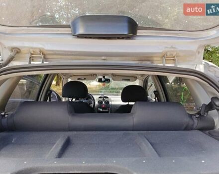 Сірий Шевроле Авео, об'ємом двигуна 1.5 л та пробігом 252 тис. км за 2999 $, фото 23 на Automoto.ua