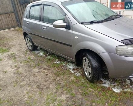 Сірий Шевроле Авео, об'ємом двигуна 1.5 л та пробігом 200 тис. км за 2700 $, фото 12 на Automoto.ua