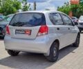 Серый Шевроле Авео, объемом двигателя 1.5 л и пробегом 193 тыс. км за 2940 $, фото 3 на Automoto.ua