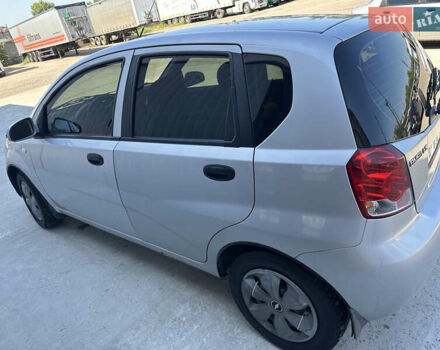 Серый Шевроле Авео, объемом двигателя 1.5 л и пробегом 195 тыс. км за 3100 $, фото 5 на Automoto.ua