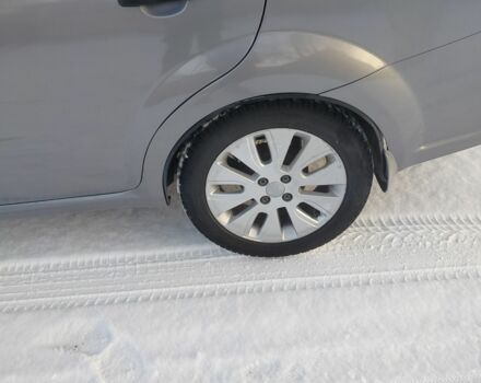 Сірий Шевроле Авео, об'ємом двигуна 1.5 л та пробігом 229 тис. км за 3500 $, фото 4 на Automoto.ua