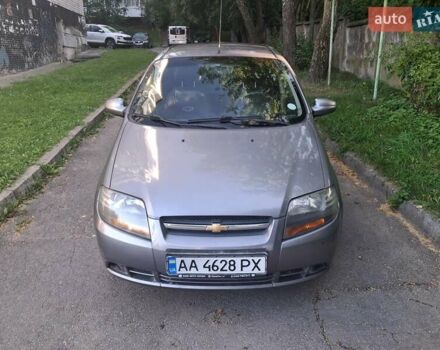 Серый Шевроле Авео, объемом двигателя 1.5 л и пробегом 295 тыс. км за 3500 $, фото 1 на Automoto.ua