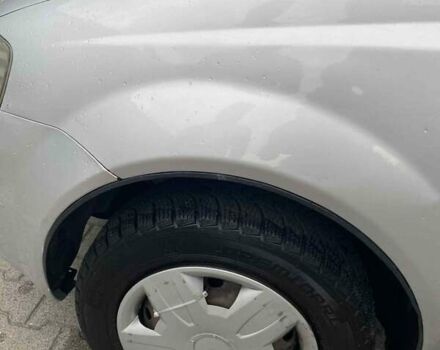 Сірий Шевроле Авео, об'ємом двигуна 1.5 л та пробігом 245 тис. км за 3000 $, фото 1 на Automoto.ua