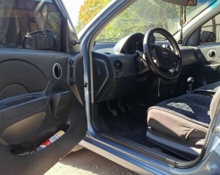 Серый Шевроле Авео, объемом двигателя 1 л и пробегом 180 тыс. км за 3000 $, фото 6 на Automoto.ua