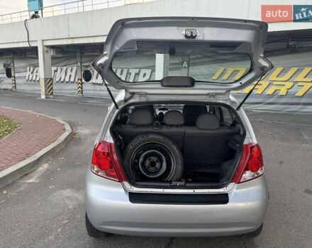 Серый Шевроле Авео, объемом двигателя 1.2 л и пробегом 220 тыс. км за 3450 $, фото 42 на Automoto.ua