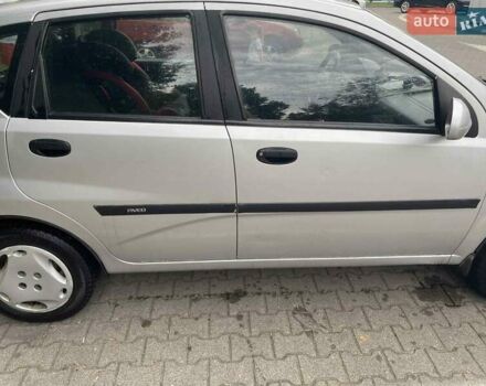 Сірий Шевроле Авео, об'ємом двигуна 1.5 л та пробігом 245 тис. км за 3000 $, фото 4 на Automoto.ua