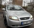 Сірий Шевроле Авео, об'ємом двигуна 1.2 л та пробігом 240 тис. км за 3200 $, фото 1 на Automoto.ua