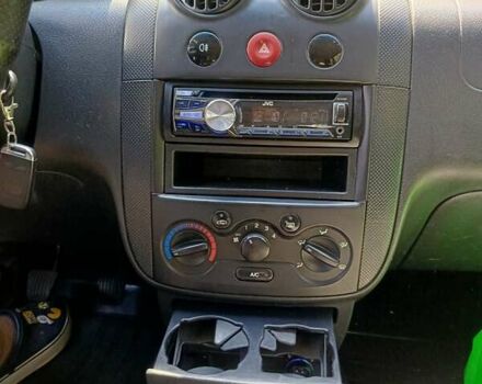 Сірий Шевроле Авео, об'ємом двигуна 1.5 л та пробігом 252 тис. км за 2999 $, фото 25 на Automoto.ua
