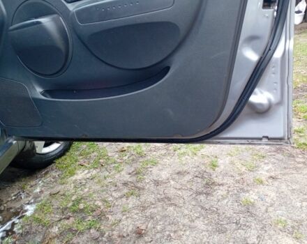 Сірий Шевроле Авео, об'ємом двигуна 1.5 л та пробігом 2 тис. км за 2700 $, фото 5 на Automoto.ua