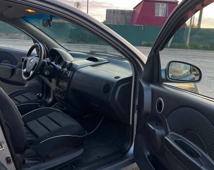 Серый Шевроле Авео, объемом двигателя 1.5 л и пробегом 156 тыс. км за 3899 $, фото 16 на Automoto.ua