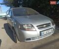 Сірий Шевроле Авео, об'ємом двигуна 1.5 л та пробігом 300 тис. км за 2899 $, фото 1 на Automoto.ua