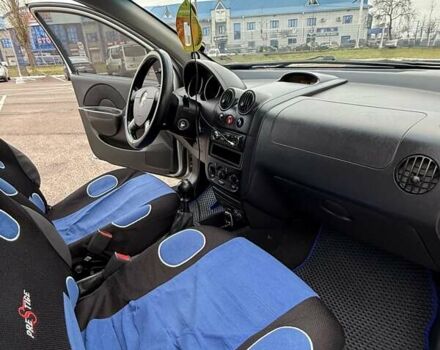 Сірий Шевроле Авео, об'ємом двигуна 1.5 л та пробігом 206 тис. км за 3500 $, фото 12 на Automoto.ua