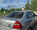 Серый Шевроле Авео, объемом двигателя 1.5 л и пробегом 318 тыс. км за 2950 $, фото 1 на Automoto.ua