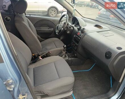 Серый Шевроле Авео, объемом двигателя 1.5 л и пробегом 282 тыс. км за 3200 $, фото 2 на Automoto.ua