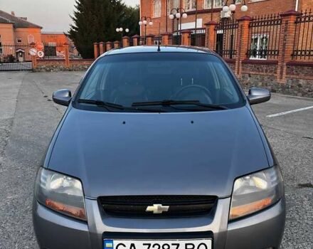 Серый Шевроле Авео, объемом двигателя 1.5 л и пробегом 156 тыс. км за 3899 $, фото 1 на Automoto.ua