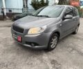 Серый Шевроле Авео, объемом двигателя 1.5 л и пробегом 215 тыс. км за 3690 $, фото 1 на Automoto.ua