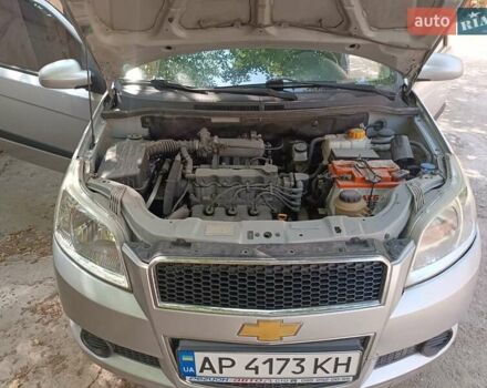 Сірий Шевроле Авео, об'ємом двигуна 1.5 л та пробігом 129 тис. км за 3800 $, фото 3 на Automoto.ua