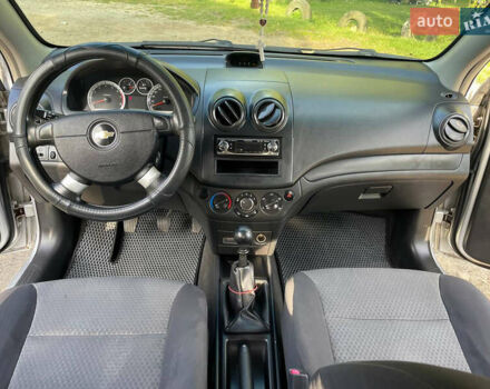 Сірий Шевроле Авео, об'ємом двигуна 1.5 л та пробігом 153 тис. км за 4450 $, фото 1 на Automoto.ua
