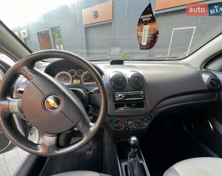 Серый Шевроле Авео, объемом двигателя 1.5 л и пробегом 143 тыс. км за 3700 $, фото 4 на Automoto.ua