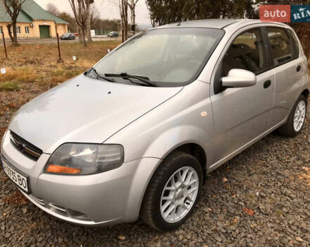 Серый Шевроле Авео, объемом двигателя 1.5 л и пробегом 112 тыс. км за 5200 $, фото 1 на Automoto.ua