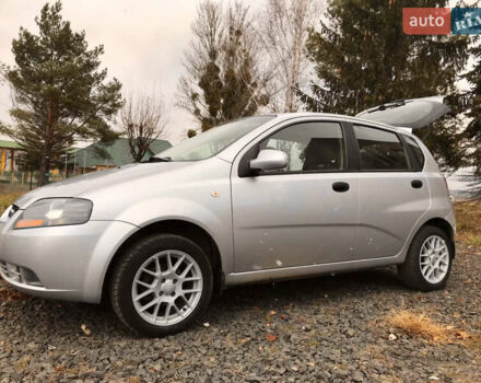 Серый Шевроле Авео, объемом двигателя 1.5 л и пробегом 112 тыс. км за 5200 $, фото 2 на Automoto.ua