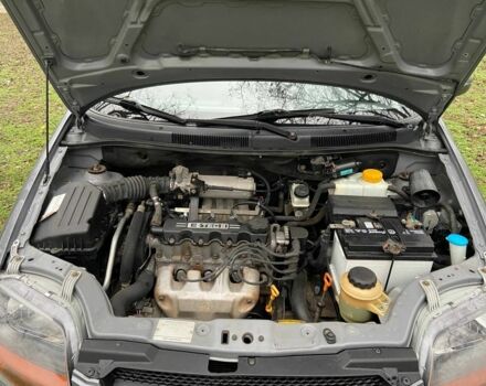 Серый Шевроле Авео, объемом двигателя 0 л и пробегом 120 тыс. км за 5200 $, фото 11 на Automoto.ua