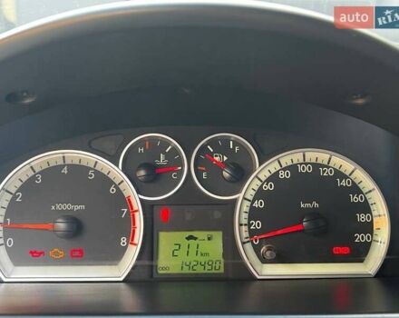 Серый Шевроле Авео, объемом двигателя 1.5 л и пробегом 143 тыс. км за 3700 $, фото 3 на Automoto.ua