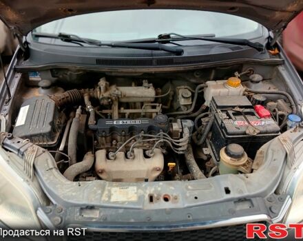 Серый Шевроле Авео, объемом двигателя 1.5 л и пробегом 81 тыс. км за 4400 $, фото 6 на Automoto.ua