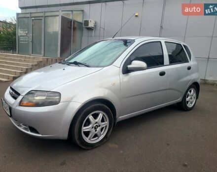 Серый Шевроле Авео, объемом двигателя 1.5 л и пробегом 130 тыс. км за 3400 $, фото 5 на Automoto.ua