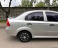 Серый Шевроле Авео, объемом двигателя 1.5 л и пробегом 180 тыс. км за 3800 $, фото 3 на Automoto.ua