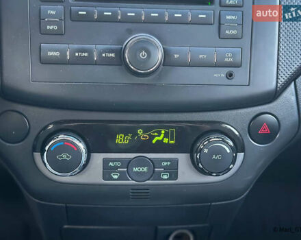 Сірий Шевроле Авео, об'ємом двигуна 1.4 л та пробігом 191 тис. км за 4200 $, фото 31 на Automoto.ua