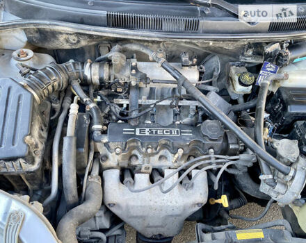 Сірий Шевроле Авео, об'ємом двигуна 1.5 л та пробігом 126 тис. км за 3800 $, фото 19 на Automoto.ua