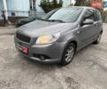 Сірий Шевроле Авео, об'ємом двигуна 1.5 л та пробігом 215 тис. км за 3890 $, фото 1 на Automoto.ua