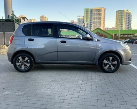 Серый Шевроле Авео, объемом двигателя 1.5 л и пробегом 230 тыс. км за 3699 $, фото 3 на Automoto.ua