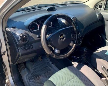 Серый Шевроле Авео, объемом двигателя 1.5 л и пробегом 205 тыс. км за 4200 $, фото 4 на Automoto.ua