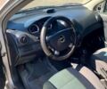 Серый Шевроле Авео, объемом двигателя 1.5 л и пробегом 205 тыс. км за 4200 $, фото 4 на Automoto.ua