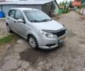 Серый Шевроле Авео, объемом двигателя 1.5 л и пробегом 256 тыс. км за 3000 $, фото 1 на Automoto.ua