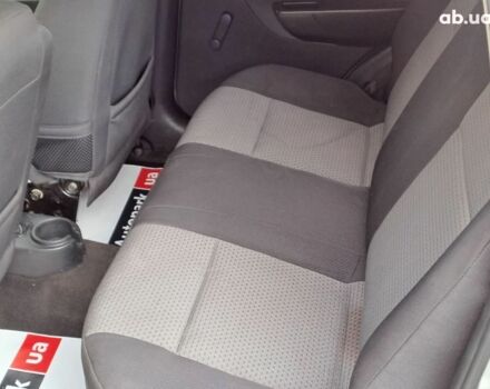 Сірий Шевроле Авео, об'ємом двигуна 1.5 л та пробігом 138 тис. км за 4440 $, фото 8 на Automoto.ua