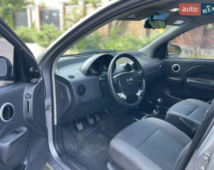 Серый Шевроле Авео, объемом двигателя 1.5 л и пробегом 190 тыс. км за 3950 $, фото 9 на Automoto.ua
